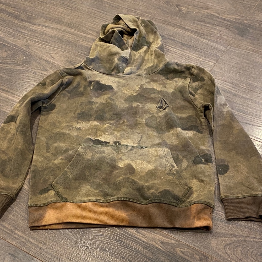 Volcom Camouflage Hoodie with Logo size 7 12:13